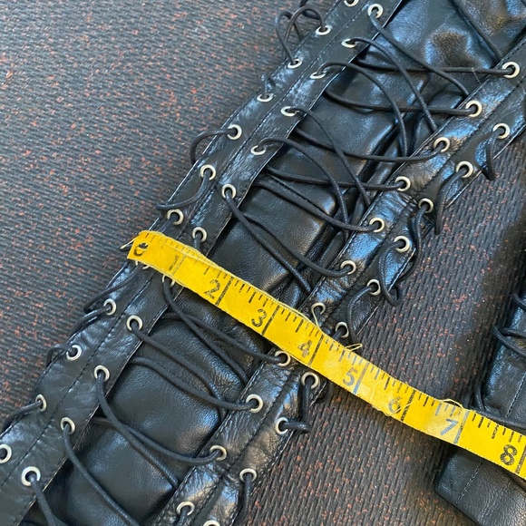 Black leather Biker Jacket with eyelets size Xtra small to small, badass! - Picture 13 of 15